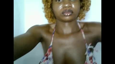 Snapshot of seductive_sugar247 chatting on April 2026 02:42:02 AM seductive_sugar247 online show from April 2026 02:42:02 AM