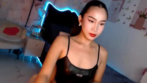 Vanessa online show from November 2025 10:37:02 PM