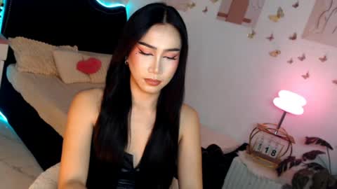 Snapshot of seductive_vana chatting on June 2026 04:41:01 PM Vanessa online show from June 2026 04:41:01 PM