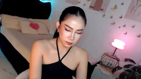 Snapshot of seductive_vana chatting on June 2026 06:34:02 PM Vanessa online show from June 2026 06:34:02 PM