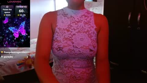 Snapshot of seductress_malia chatting on July 2026 05:59:02 PM seductress_malia online show from July 2026 05:59:02 PM