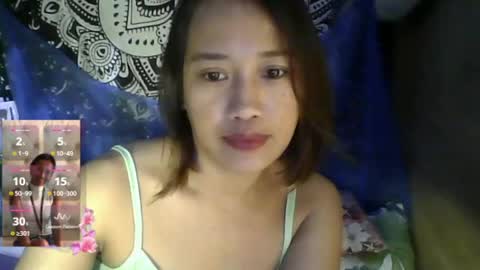 Snapshot of seductress_petite chatting on June 2026 10:45:02 PM martha online show from June 2026 10:45:02 PM