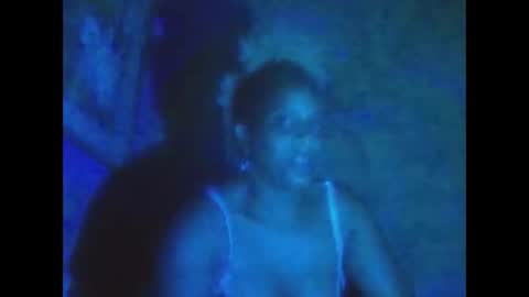 Snapshot of seductressgem chatting on April 2026 06:35:02 AM SeductressGem online show from April 2026 06:35:02 AM