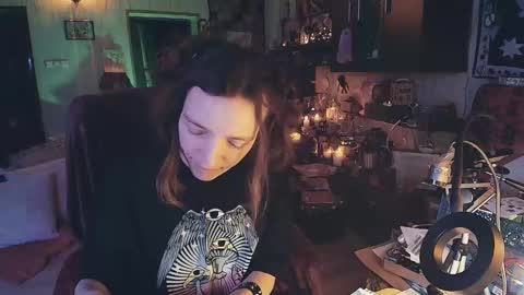 Lisa online show from February 2025 08:33:01 PM