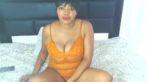 Snapshot of selamolelaminnah chatting on January 2025 03:39:01 PM selamolelaminnah online show from January 2025 03:39:01 PM