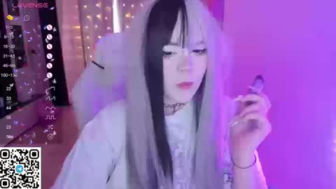 Selena  online show from March 2026 06:19:02 AM