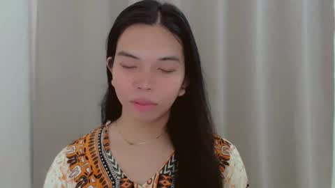 Snapshot of selena_fuckdoll chatting on December 2024 10:38:02 PM Selena online show from December 2024 10:38:02 PM