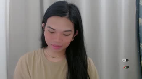 Snapshot of selena_fuckdoll chatting on January 2025 02:17:01 AM Selena online show from January 2025 02:17:01 AM