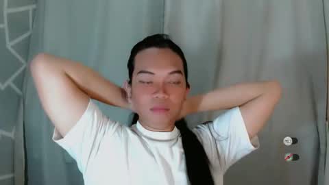 Snapshot of selena_fuckdoll chatting on February 2026 01:32:01 AM Selena online show from February 2026 01:32:01 AM