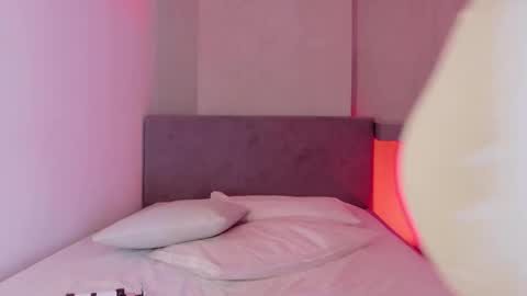 Selena online show from September 2025 11:25:01 AM