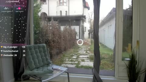 Snapshot of selena_reeves chatting on December 2024 10:18:01 AM Selena online show from December 2024 10:18:01 AM