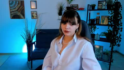 Selena ntmy online show from January 2025 04:50:02 PM