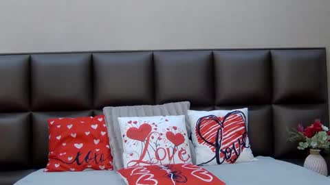 SelenaHanson online show from February 2026 09:11:01 PM