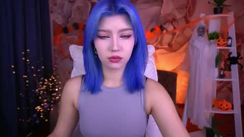 selenairis online show from November 2025 09:28:01 PM