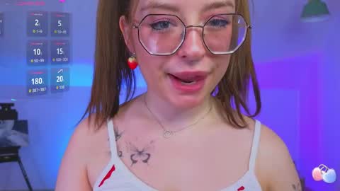 Snapshot of selenamills chatting on May 2026 10:00:01 AM selenamills online show from May 2026 10:00:01 AM