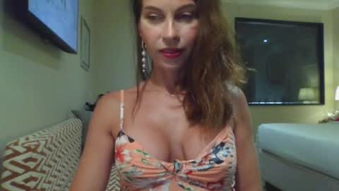 Snapshot of selenarase chatting on June 2026 03:25:01 PM selenarase online show from June 2026 03:25:01 PM