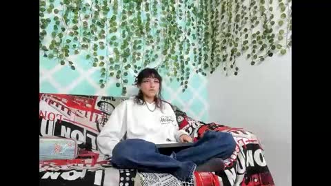 Snapshot of selene333 chatting on April 2026 07:03:01 PM selene333 online show from April 2026 07:03:01 PM