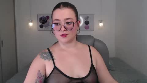 selene_rouse_ online show from May 2026 11:25:02 PM