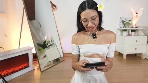  Sel Your Little butterfly  online show from February 2026 02:21:02 AM