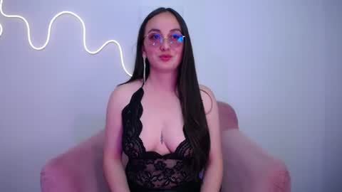 selene_swee online show from June 2026 10:47:01 PM