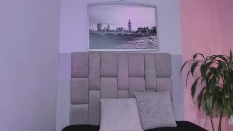 Selene online show from February 2026 02:16:01 AM