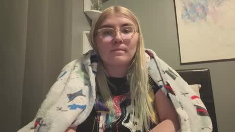 Selene online show from March 2026 03:44:02 AM