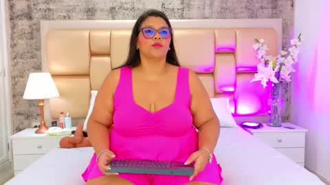 Selenna Cooper online show from November 2025 11:34:02 AM