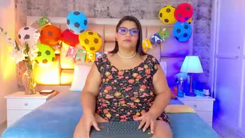 Selenna Cooper online show from June 2026 11:54:02 AM