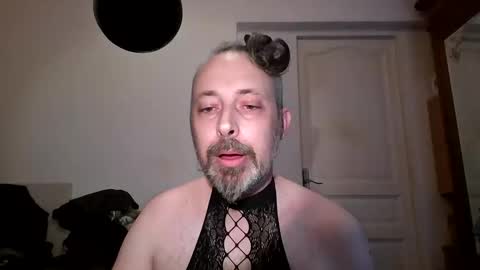 Snapshot of selfsuckin35 chatting on October 2025 09:46:02 AM call me how you want its ok online show from October 2025 09:46:02 AM