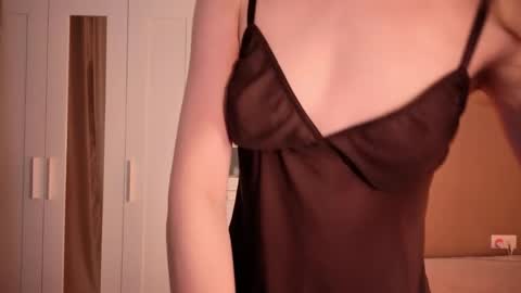Selina online show from May 2026 02:28:01 AM