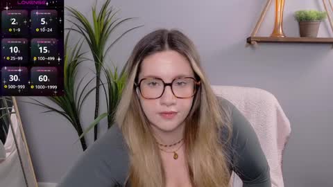 Selina Mae online show from April 2026 03:04:02 AM
