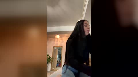 Selin online show from December 2025 07:50:01 AM