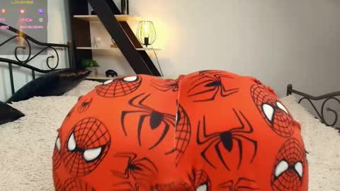 Snapshot of sellectorry chatting on April 2026 01:41:01 PM Julia online show from April 2026 01:41:01 PM