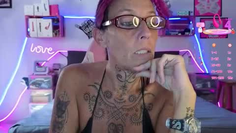 Selvaggia Del Caribe online show from November 2025 06:39:01 PM