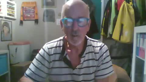 Snapshot of semajstretsa chatting on May 2026 09:13:01 PM frederick online show from May 2026 09:13:01 PM