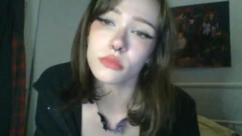 Snapshot of sendforesme chatting on January 2025 02:15:01 AM goddess esme  online show from January 2025 02:15:01 AM