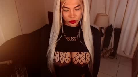 unstappable queen kate online show from May 2026 10:19:01 PM