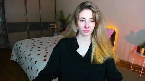 sensitiveheartt online show from April 2026 12:46:01 PM