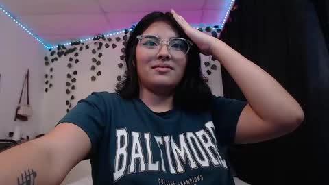 Camille and sophie online show from February 2025 04:20:01 AM