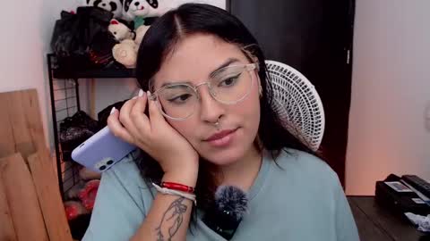 Camille and sophie online show from September 2025 03:12:01 PM