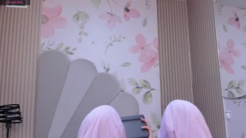 Snapshot of sensual_sophie_ chatting on January 2025 10:19:01 AM Sophie online show from January 2025 10:19:01 AM