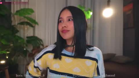 Maria- OF sensual bee online show from November 2025 01:03:02 AM