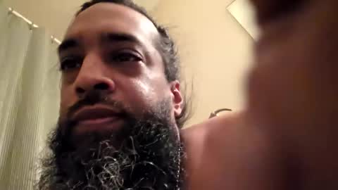 Snapshot of serani02 chatting on April 2026 09:29:01 AM Serani online show from April 2026 09:29:01 AM