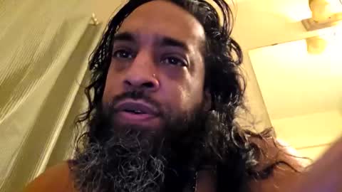 Snapshot of serani02 chatting on April 2026 11:40:02 AM Serani online show from April 2026 11:40:02 AM