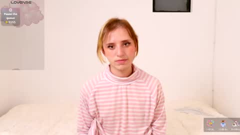 Snapshot of seraphine_star chatting on May 2026 10:36:01 AM Seraphine star online show from May 2026 10:36:01 AM