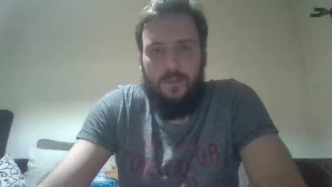 serbianguy8 online show from April 2026 10:19:02 PM