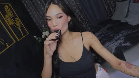 RED HARPER online show from December 2025 05:01:01 AM