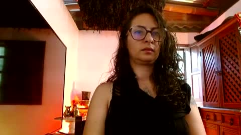 Snapshot of serena_xyz chatting on April 2026 08:31:01 PM Serena Xyz online show from April 2026 08:31:01 PM
