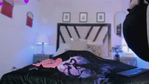 Serena online show from April 2026 11:10:02 AM