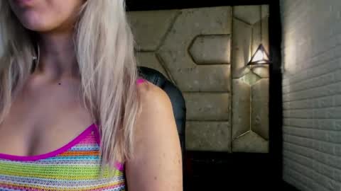 Serene online show from April 2026 12:53:02 PM